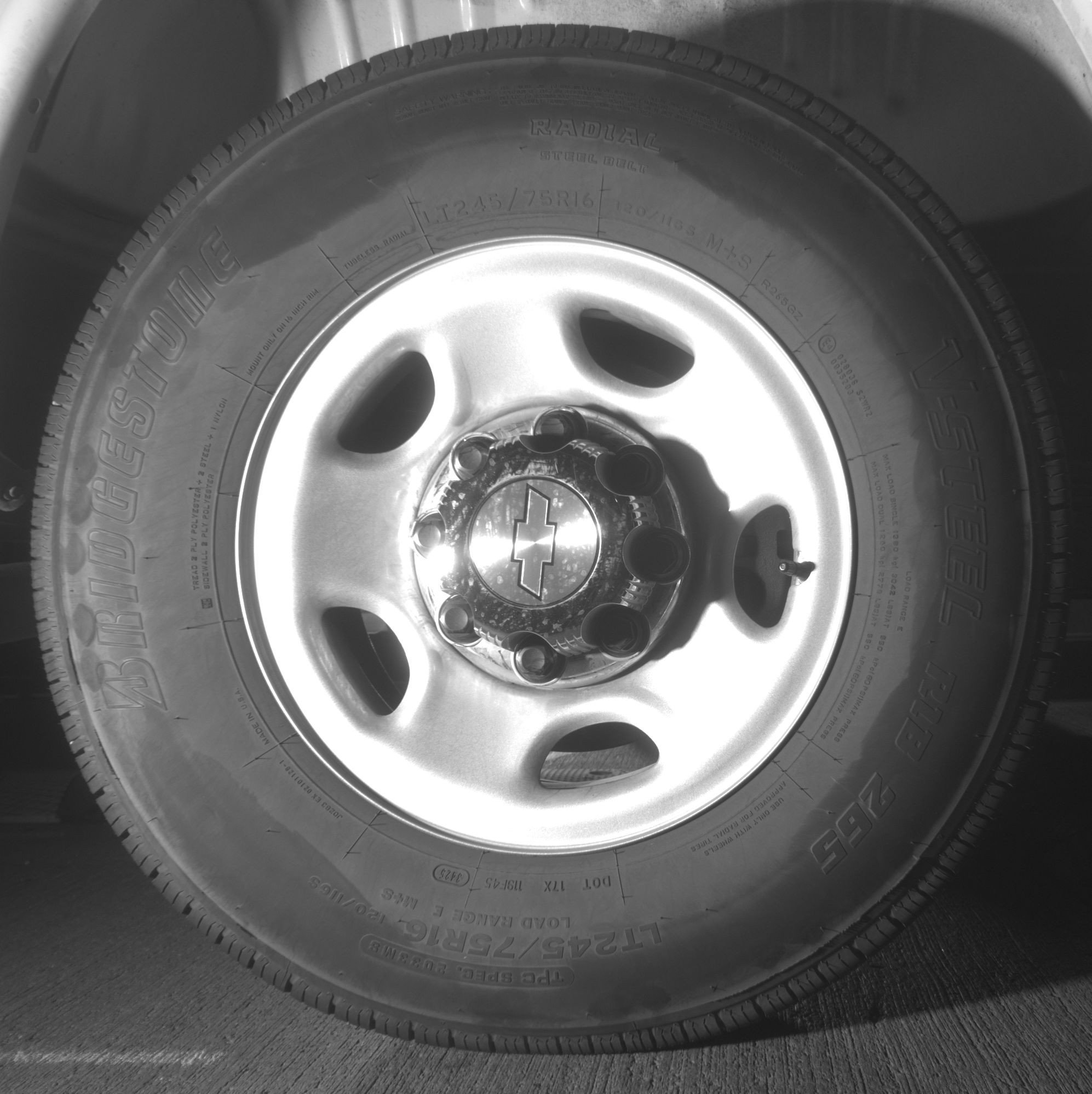 Used 2025 Chevrolet Express 3500 LT w/ LT Preferred Equipment Group image 15