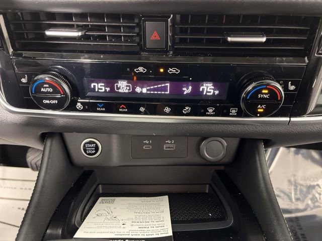 Used 2023 Nissan Rogue SL w/ SL Premium Package image 25