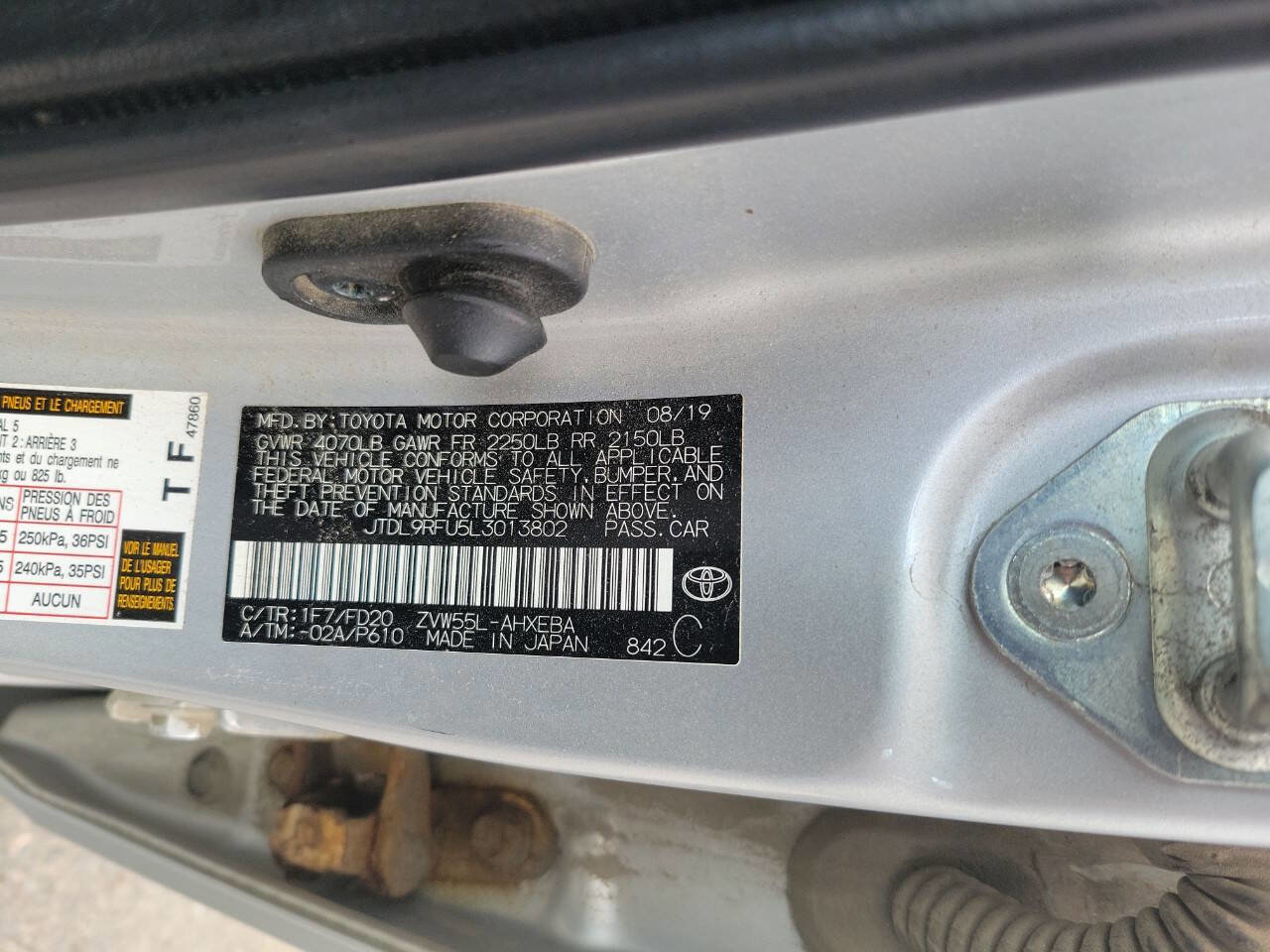 Used 2020 Toyota Prius LE AWD/4WD image 5