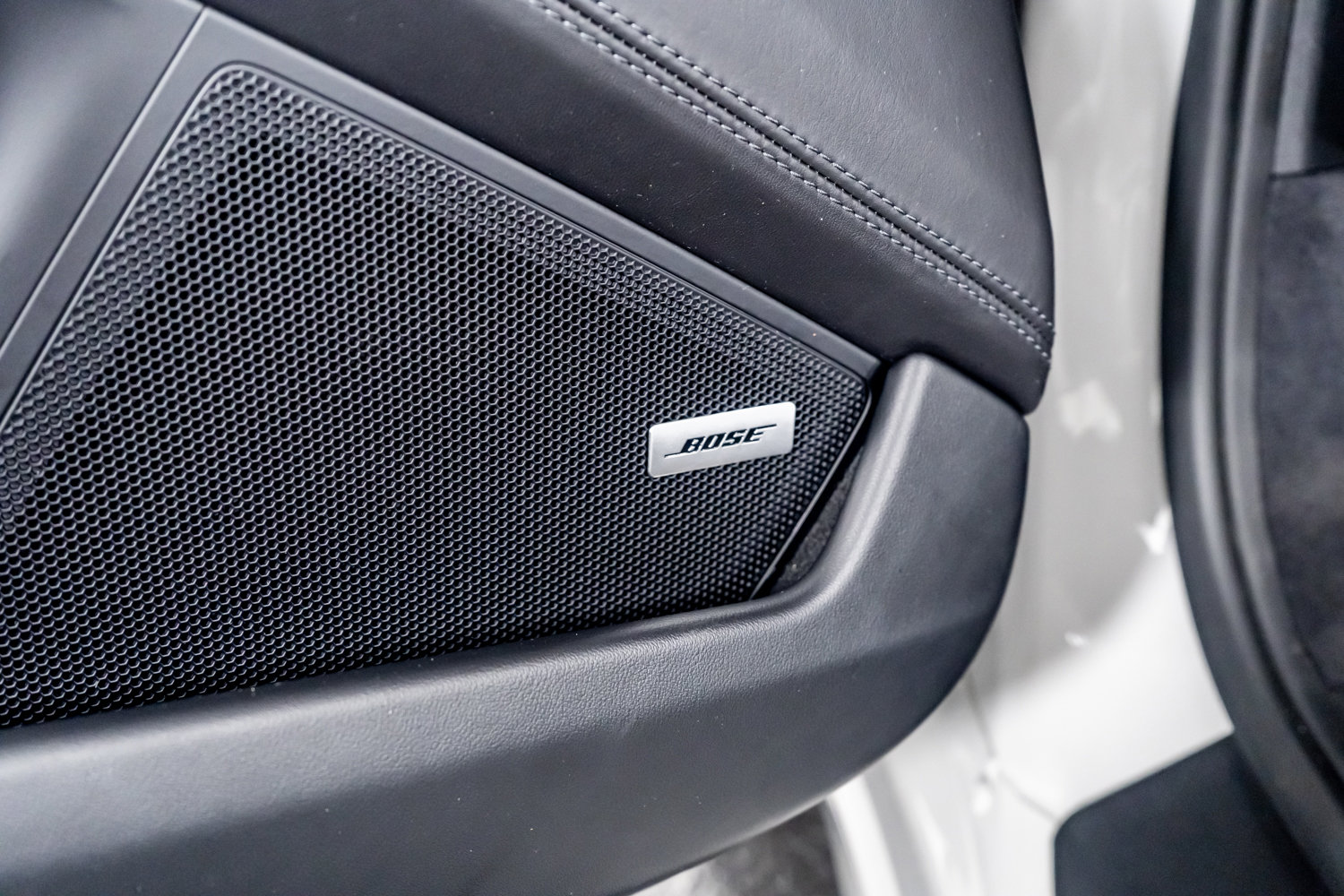 Used 2022 Porsche 911 Turbo image 36