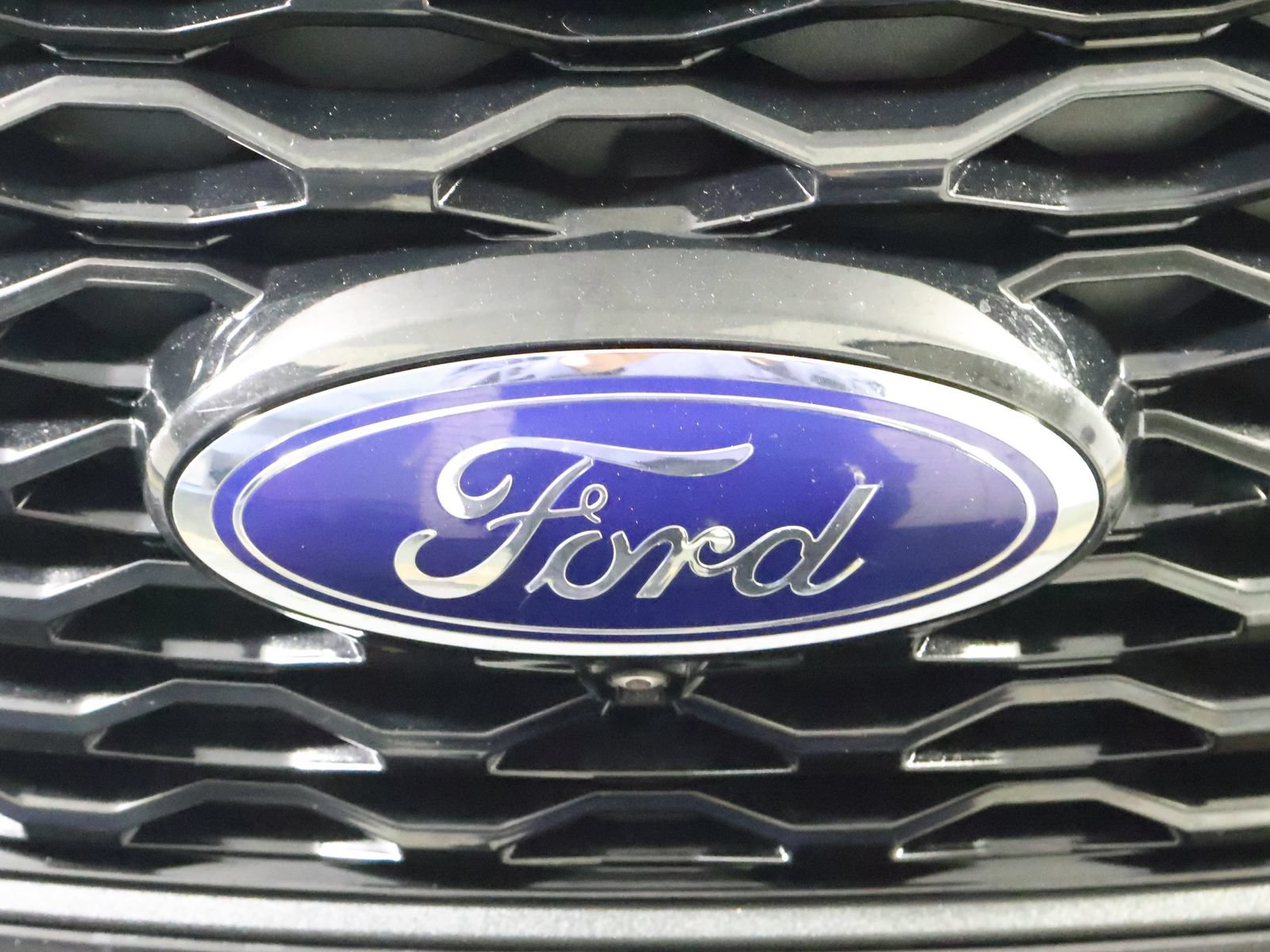 Used 2020 Ford Explorer ST w/ Premium Technology Package AWD/4WD image 18