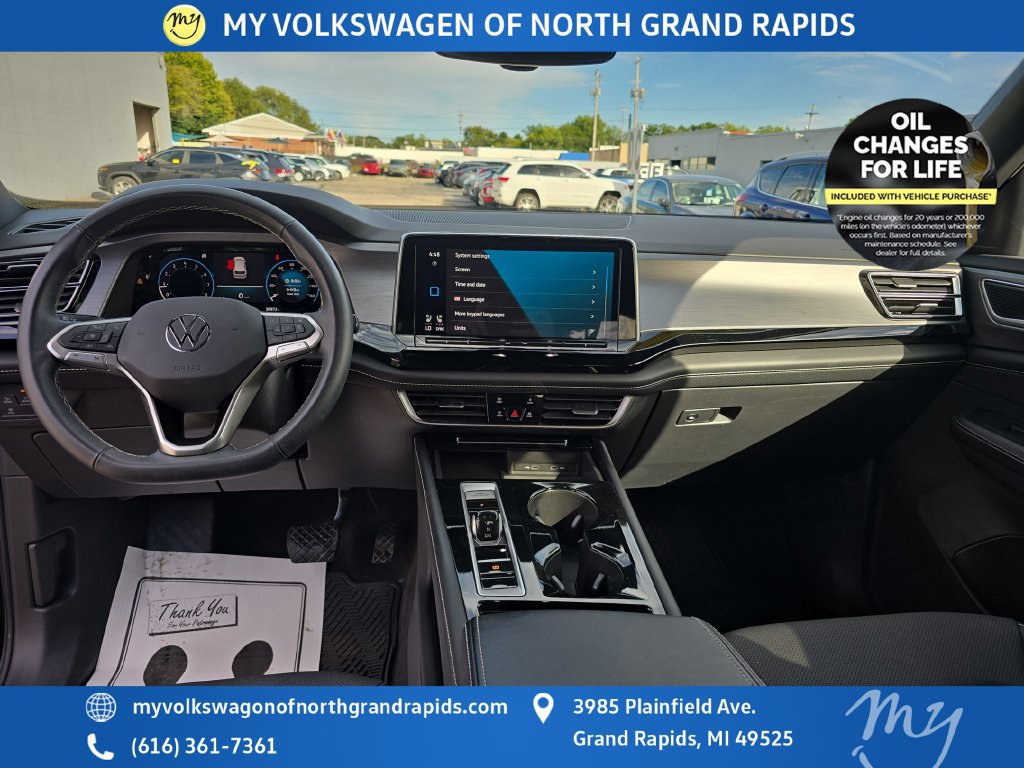 Used 2024 Volkswagen Atlas Cross Sport SE AWD/4WD image 13