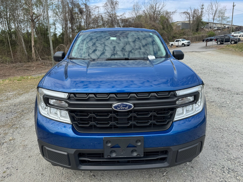 Used 2023 Ford Maverick XL image 2