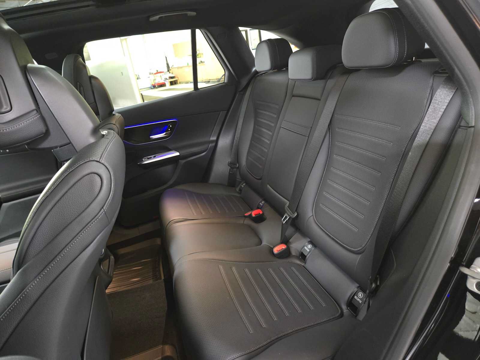 Used 2026 Mercedes-Benz GLC 300 4MATIC image 17
