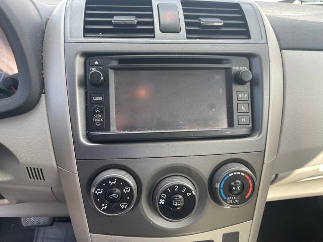 Used 2013 Toyota Corolla LE FWD image 12