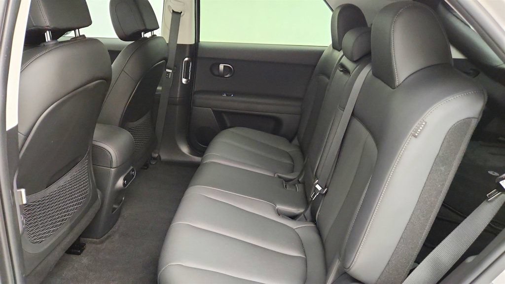 Used 2025 Hyundai Ioniq 5 SEL RWD image 19