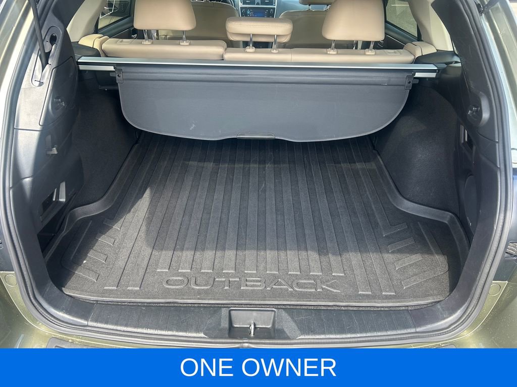 Used 2019 Subaru Outback 2.5i Limited AWD/4WD image 3