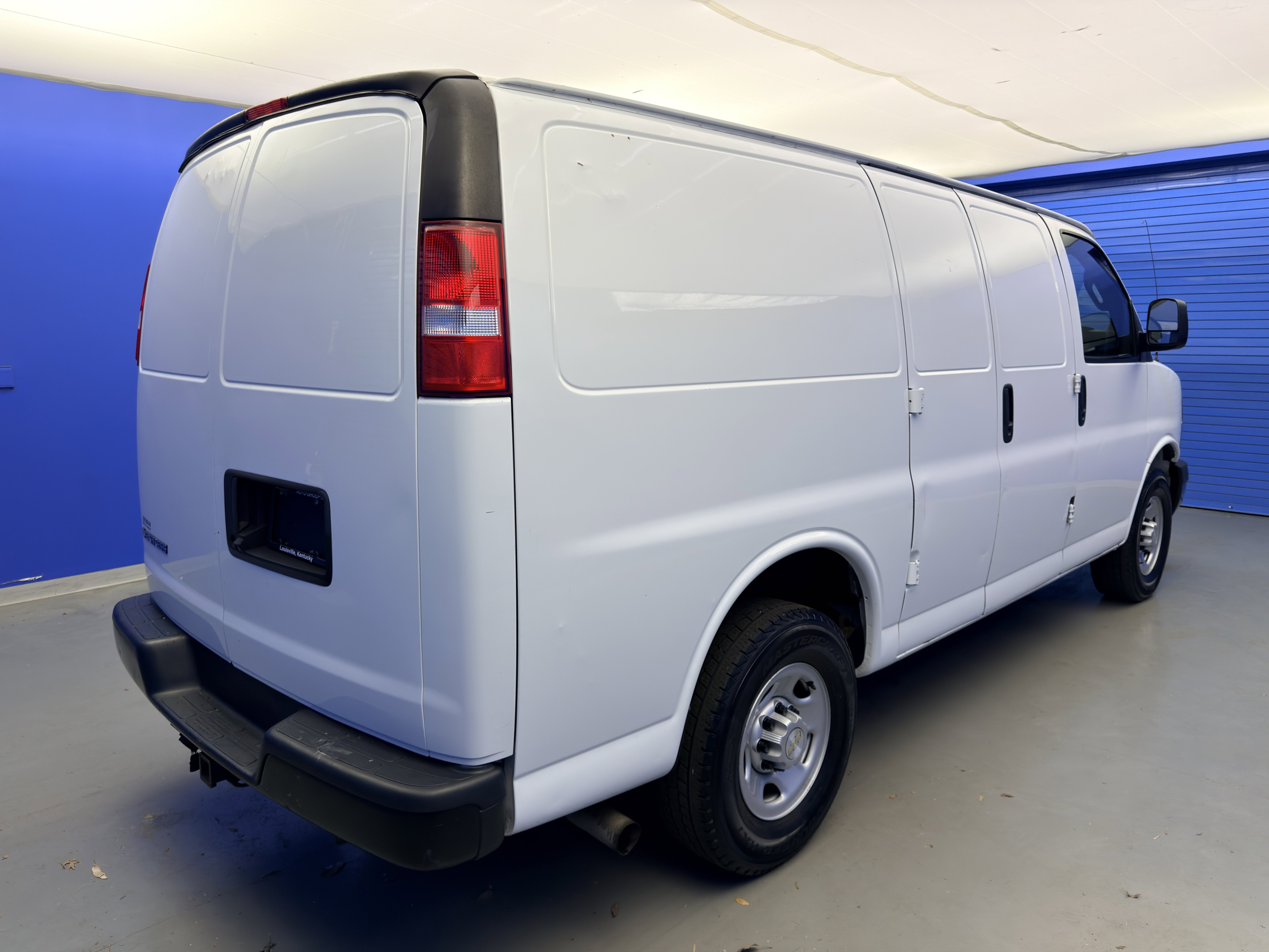 Used 2021 Chevrolet Express 2500 w/ Driver Convenience Package image 7
