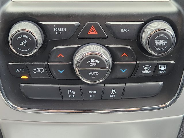 Used 2015 Jeep Grand Cherokee Altitude RWD image 17