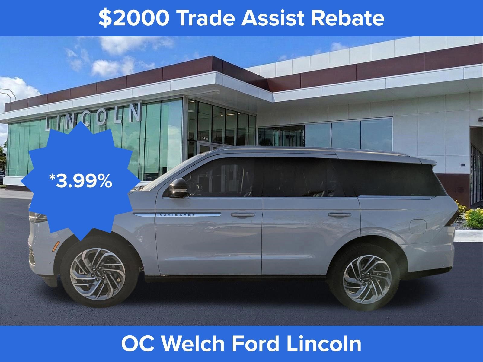 Used 2025 Lincoln Navigator Reserve image 8