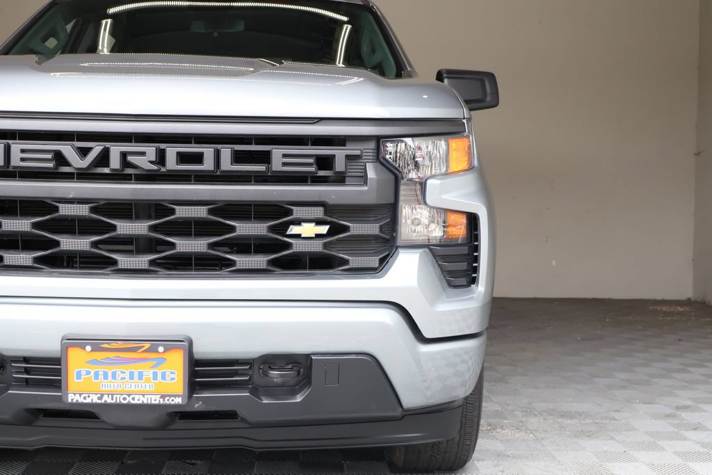 Used 2025 Chevrolet Silverado 1500 Custom RWD image 5