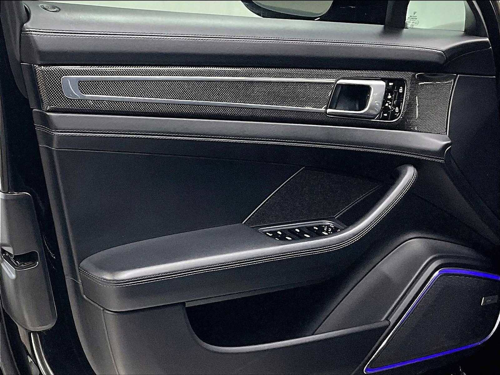 Used 2019 Porsche Panamera GTS image 24