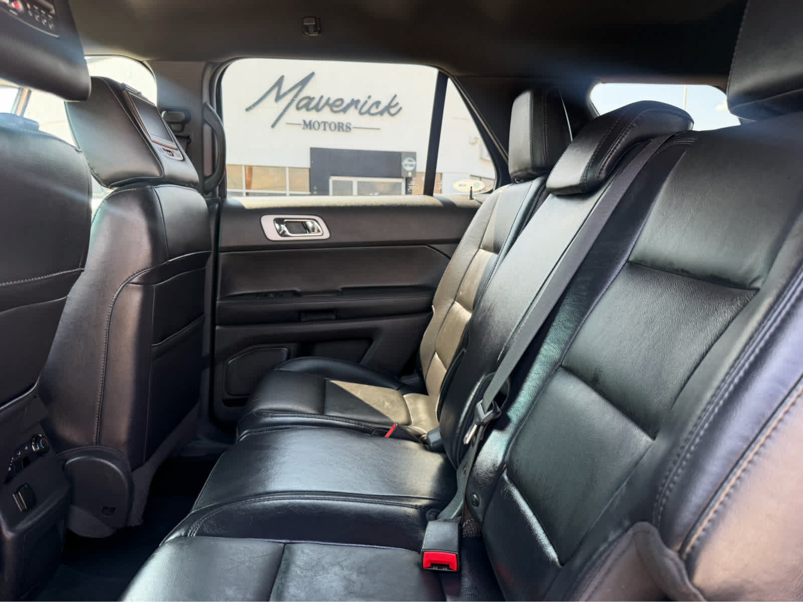 Used 2012 Ford Explorer XLT AWD/4WD image 19