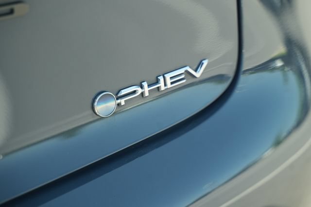 Used 2025 Toyota Prius Plug-In Hybrid FWD image 43