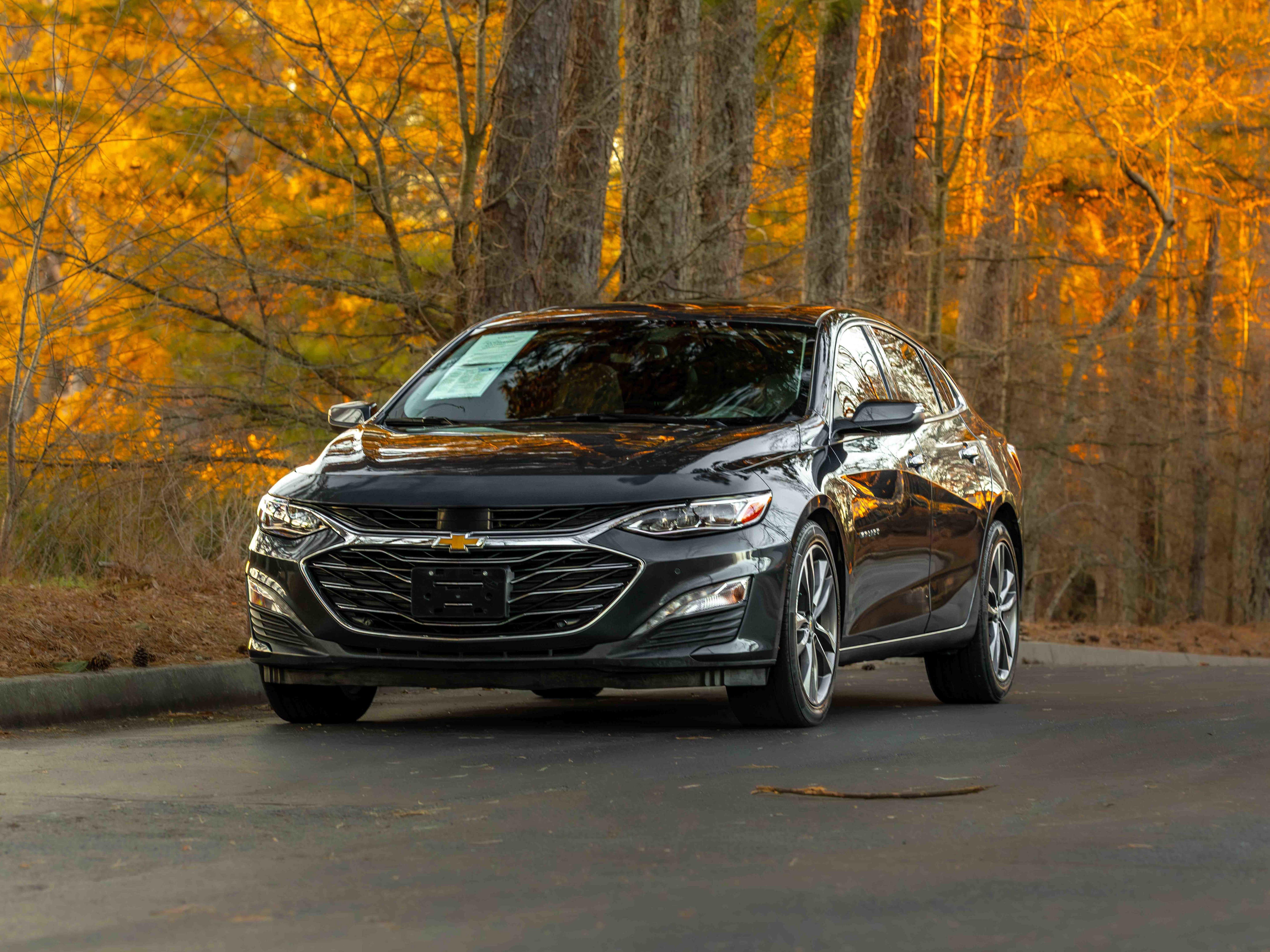 Used 2019 Chevrolet Malibu Premier w/ Sun and Wheel Package image 46