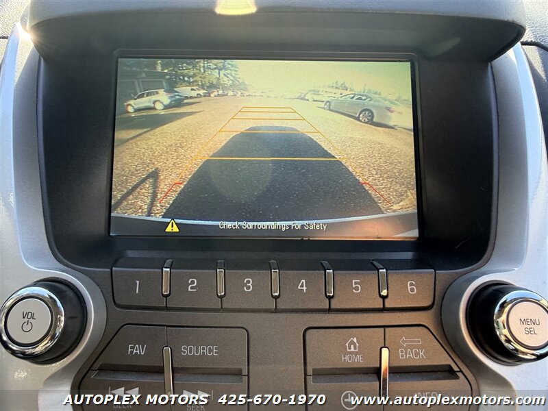 Used 2015 Chevrolet Equinox LT w/ Driver Convenience Package FWD image 14