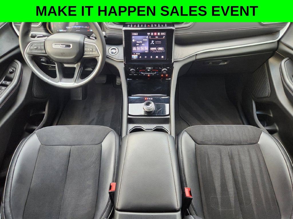 Used 2024 Jeep Grand Cherokee L Laredo AWD/4WD image 19