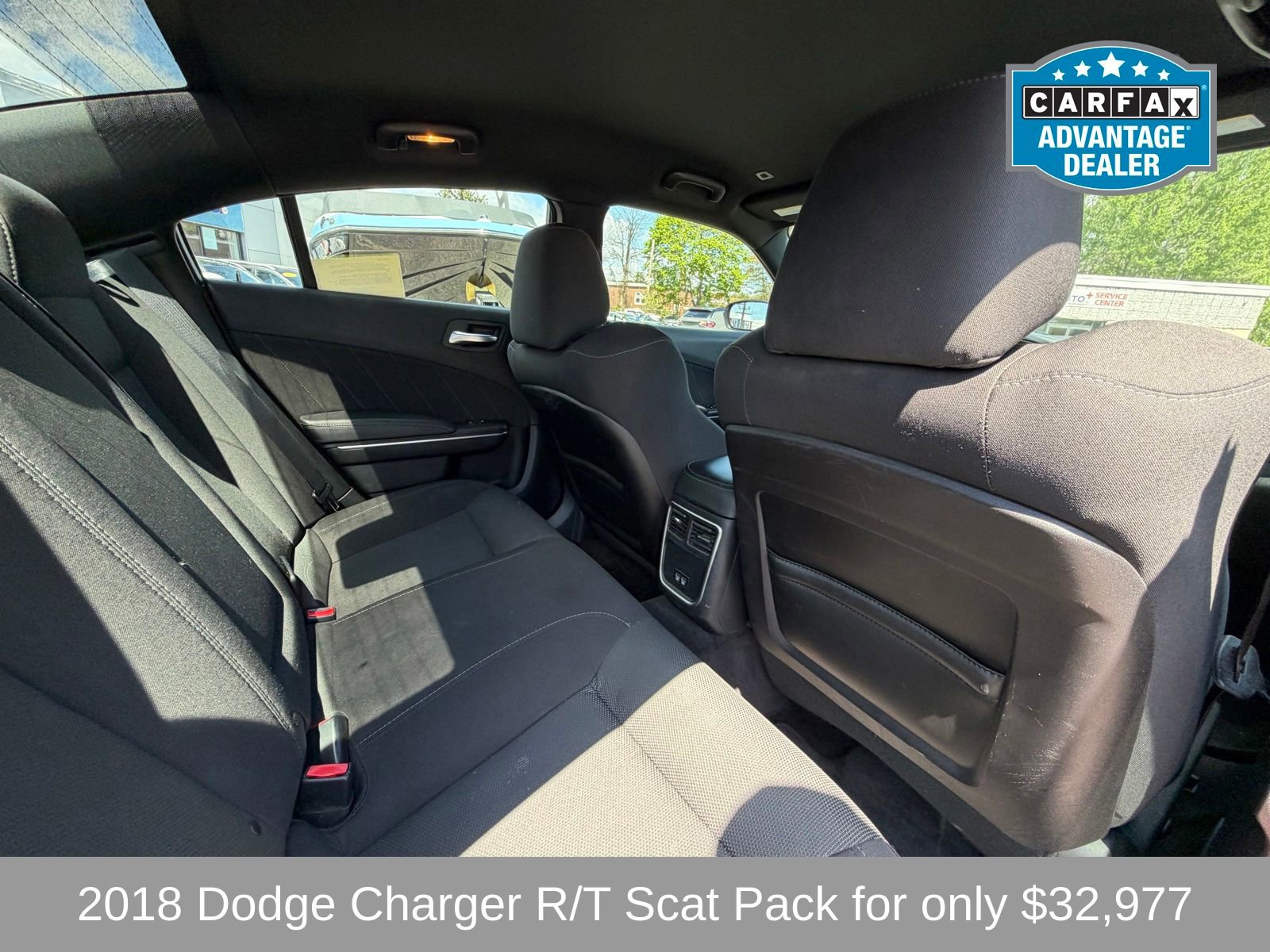 Used 2018 Dodge Charger R/T Scat Pack w/ Dynamics Package RWD image 11
