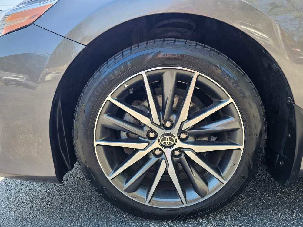Used 2023 Toyota Camry XLE w/ Cold Weather Package image 11