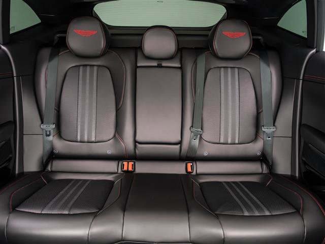 New 2026 Aston Martin DBX 707 image 33