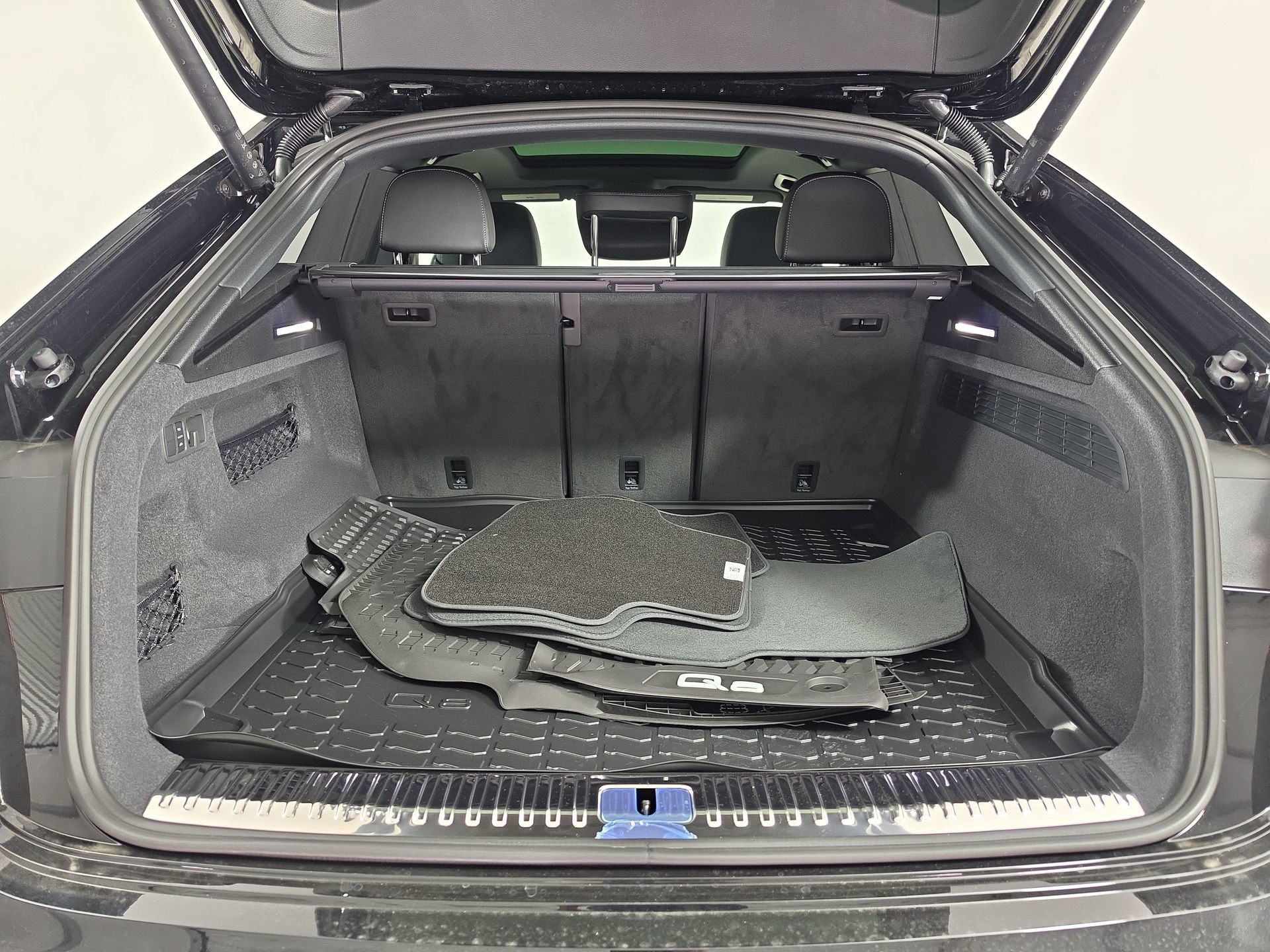 New 2026 Audi Q8 Premium Plus AWD/4WD image 13