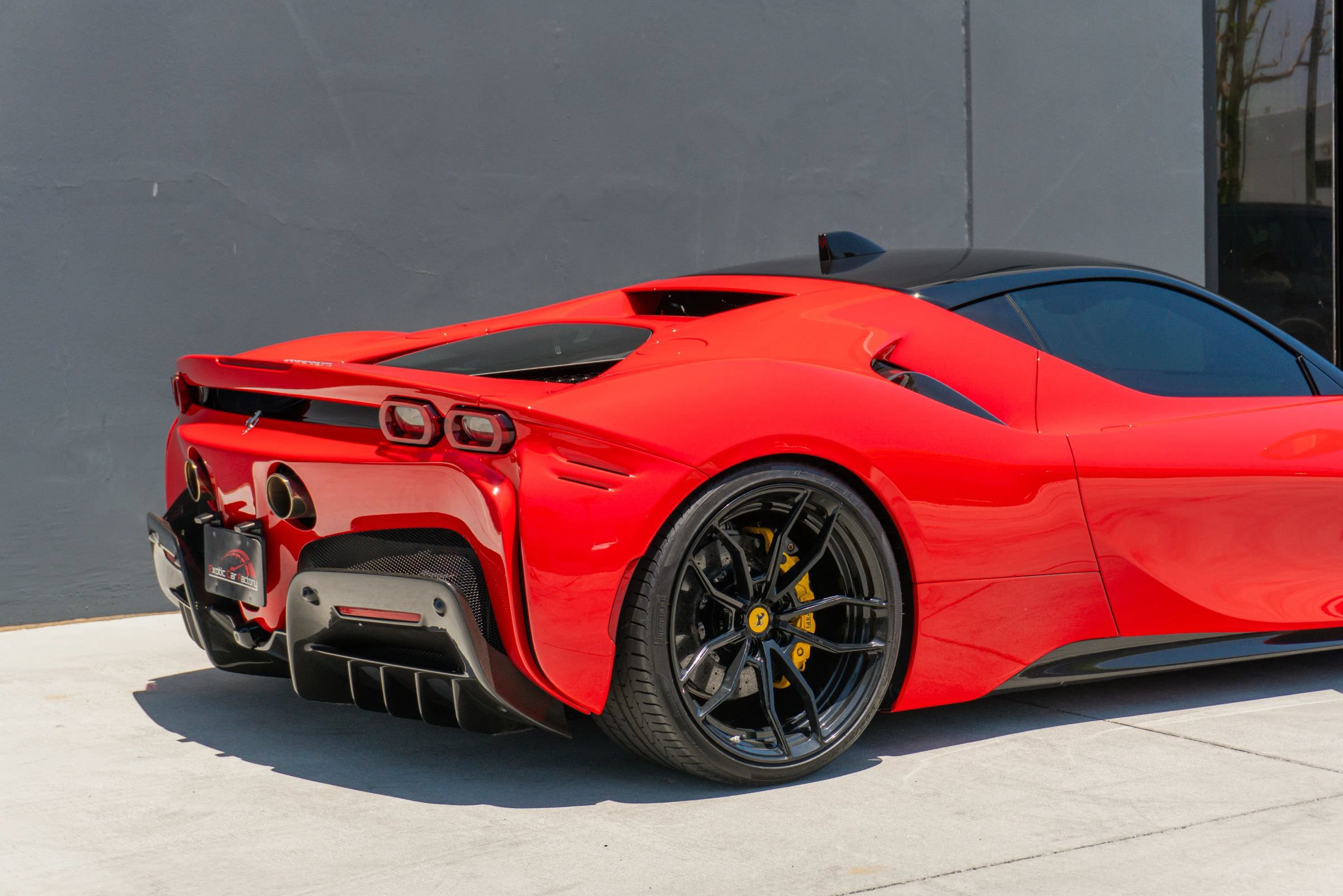 Used 2021 Ferrari SF90 Stradale AWD/4WD image 44