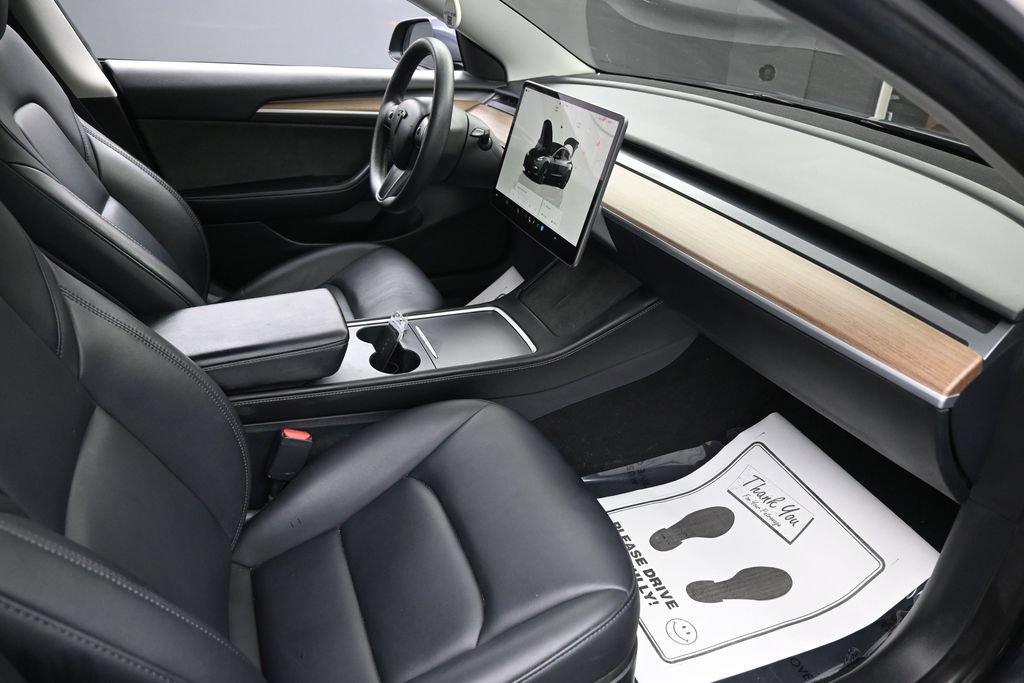 Used 2023 Tesla Model 3 Standard Range RWD image 32
