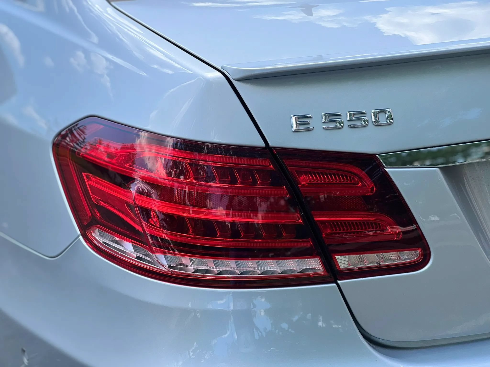 Used 2014 Mercedes-Benz E 550 4MATIC Sedan w/ Premium 1 Package image 11