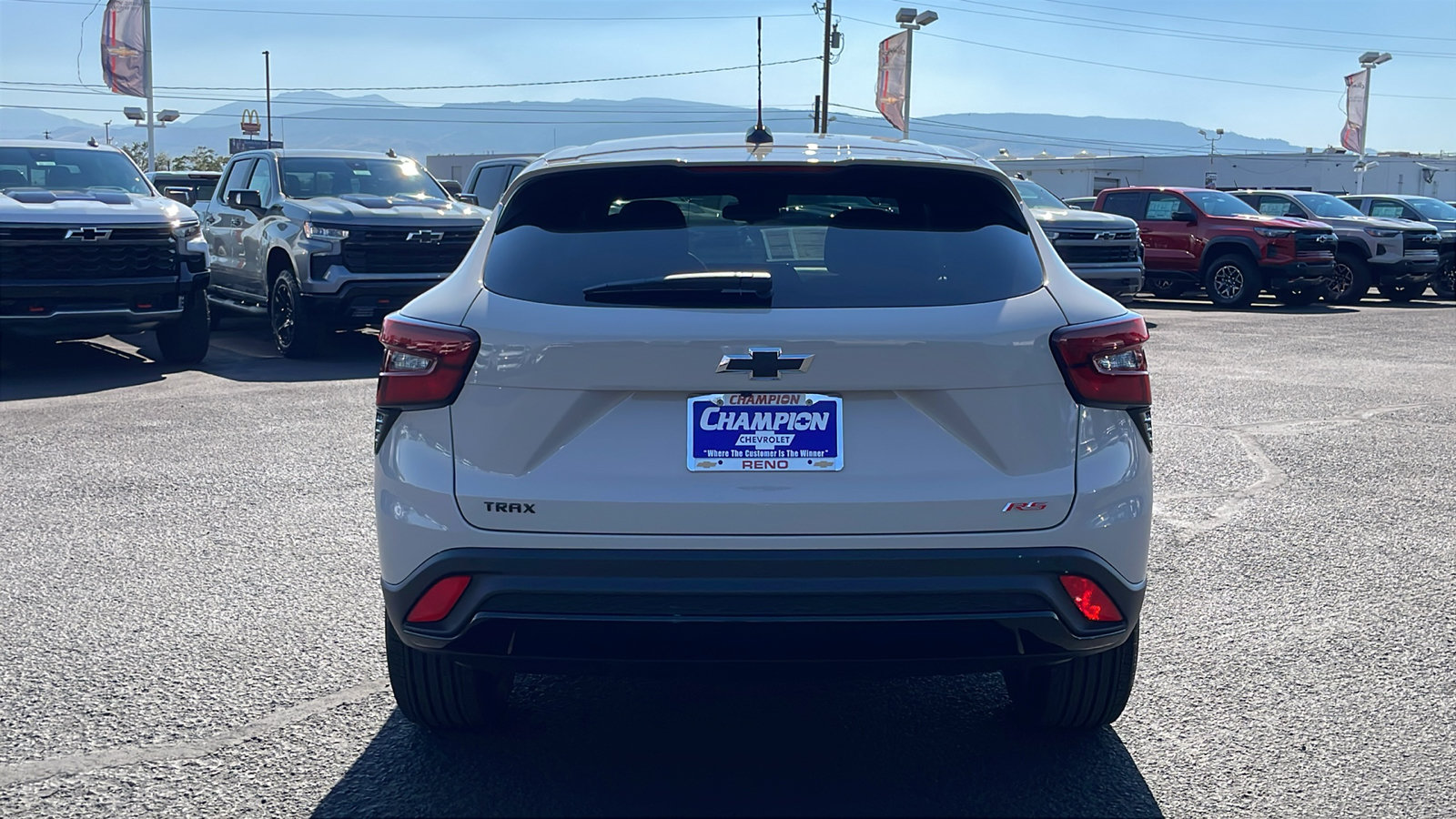 New 2026 Chevrolet Trax RS w/ Sunroof Package FWD image 6