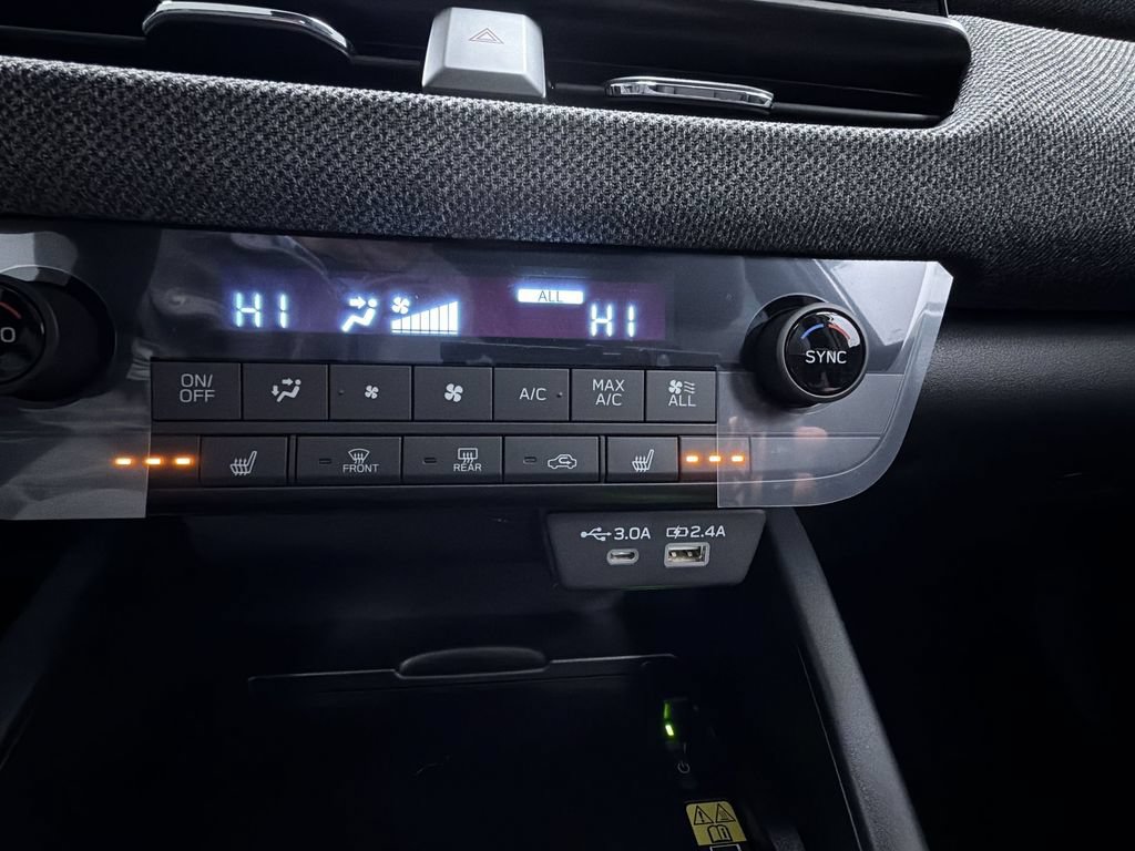 New 2026 Subaru Outback Limited AWD/4WD image 22