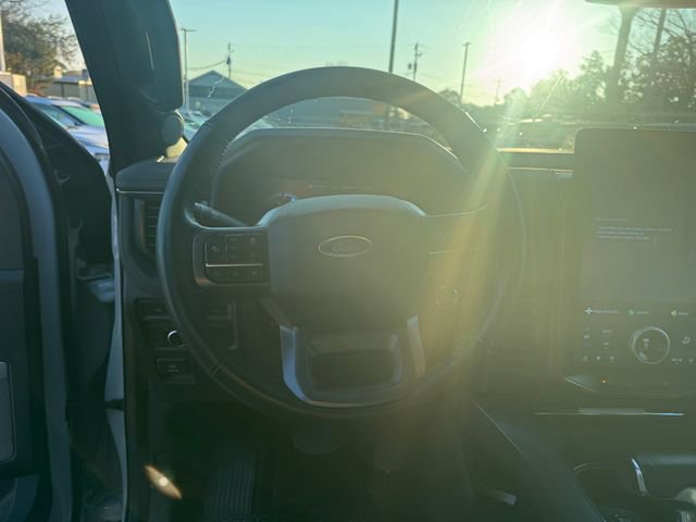 Used 2023 Ford F150 Lightning Lariat image 15