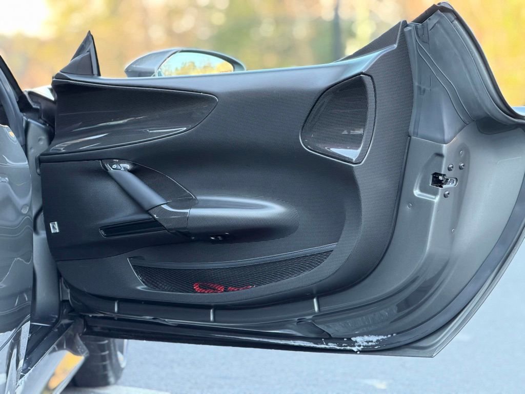 Used 2021 Ferrari SF90 Stradale image 35