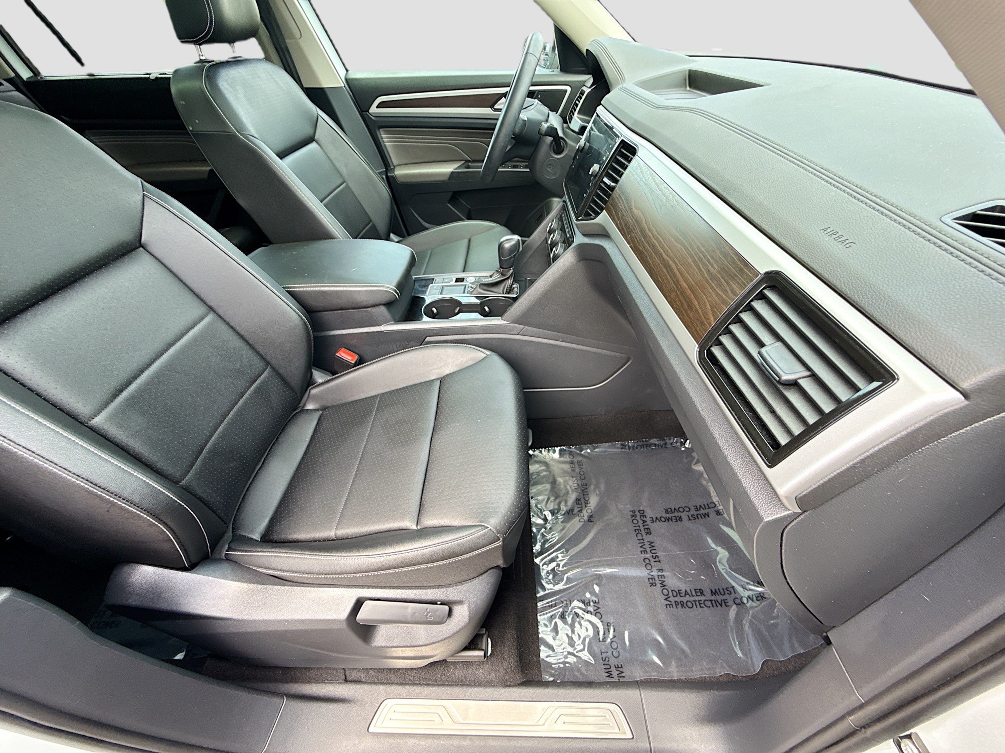 Used 2023 Volkswagen Atlas SE w/ Panoramic Sunroof Package FWD image 15