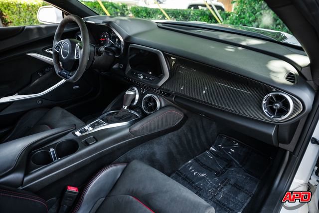 Used 2018 Chevrolet Camaro ZL1 RWD image 20