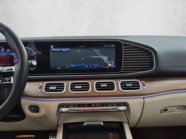Used 2025 Mercedes-Benz GLS 450 4MATIC image 15