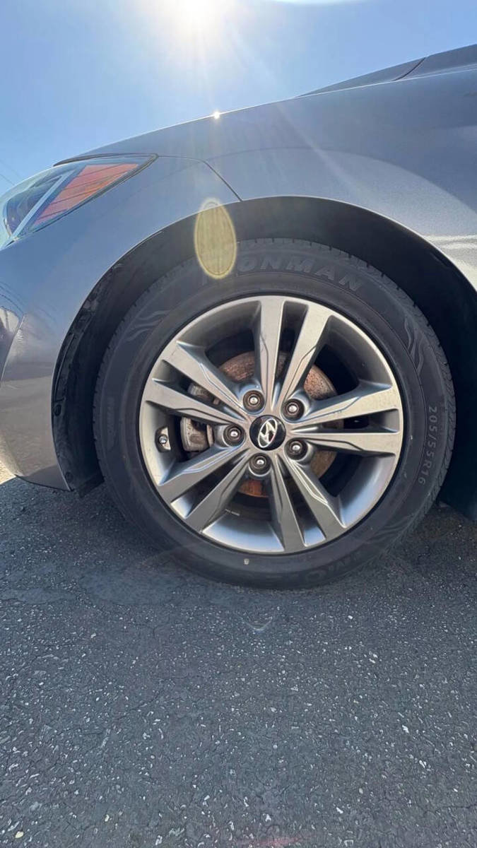 Used 2018 Hyundai Elantra SEL image 11