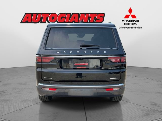 Used 2022 Jeep Wagoneer Series I AWD/4WD image 3
