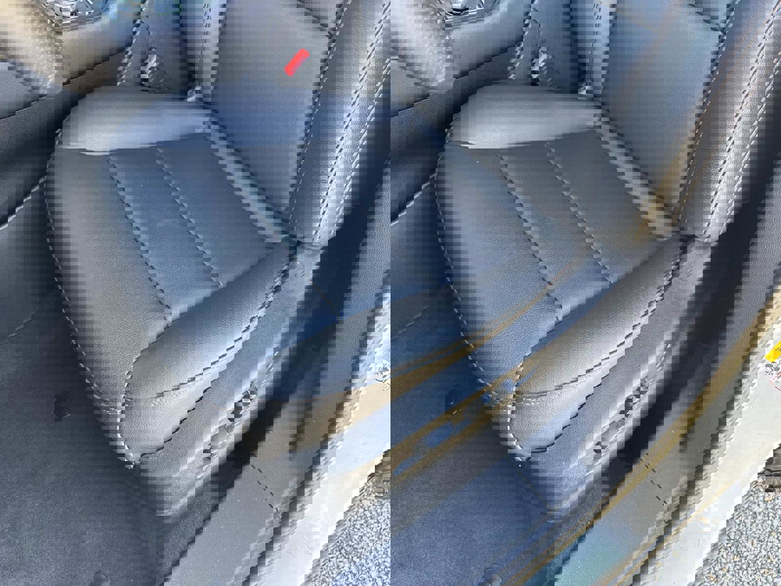 Used 2022 Cadillac XT4 Sport w/ Enhanced Visibility Package image 19