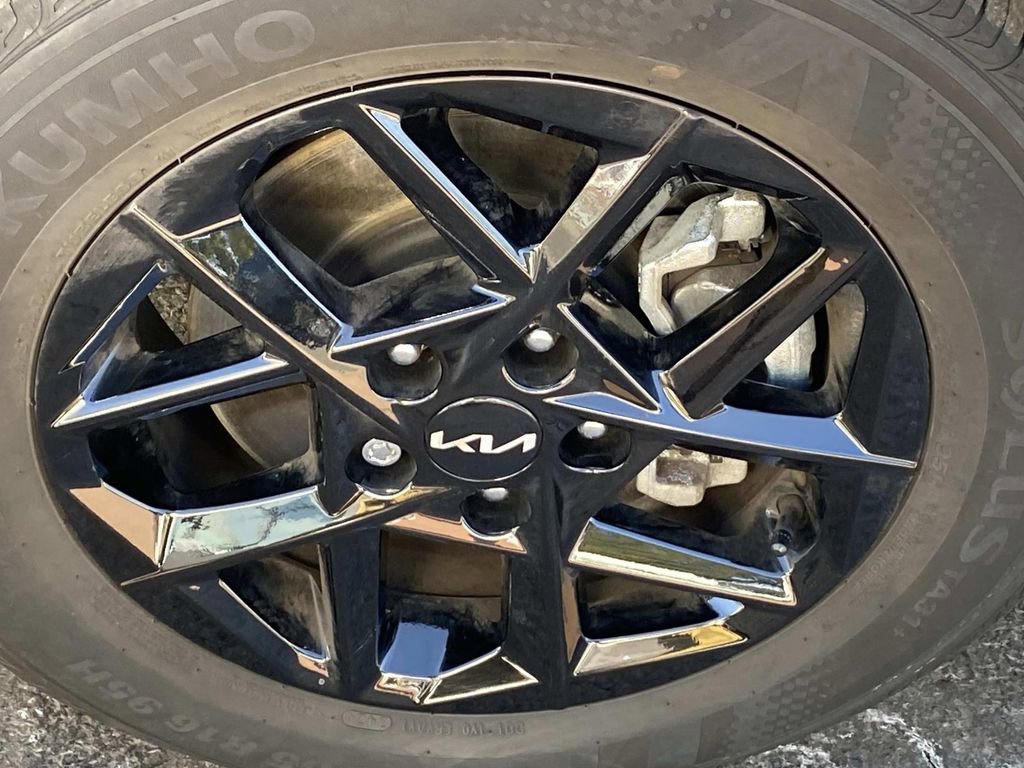 Used 2025 Kia K5 LXS image 28