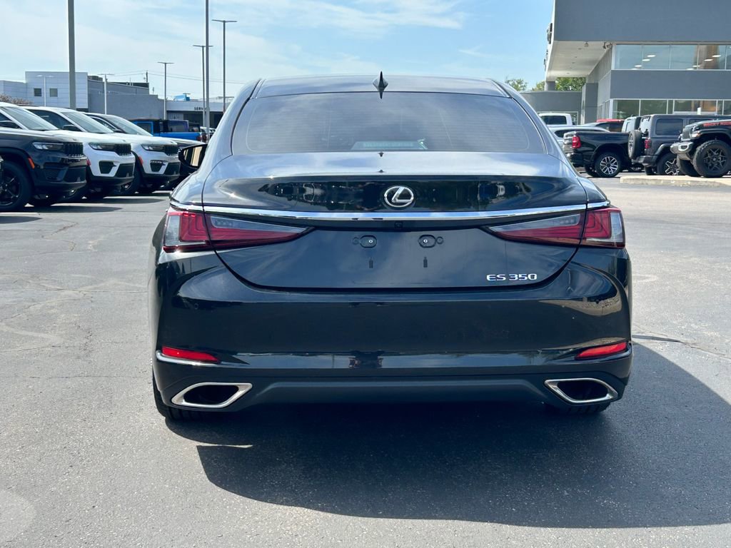 Used 2023 Lexus ES 350 w/ Premium Package FWD image 6
