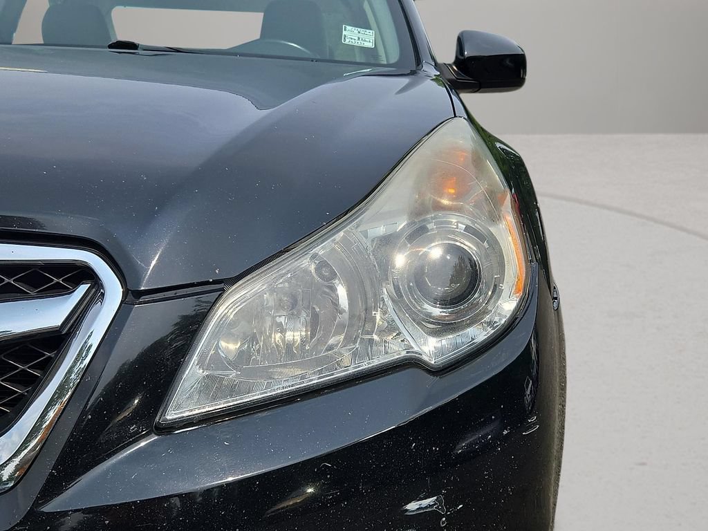 Used 2011 Subaru Legacy 2.5i Premium AWD/4WD image 26