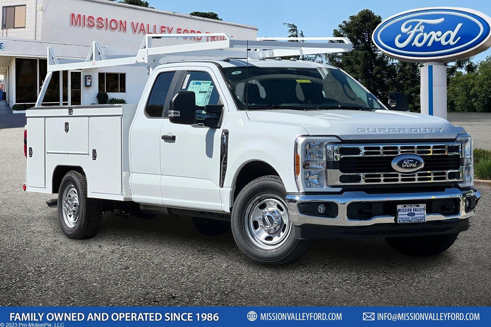 New 2026 Ford F350 XL w/ XL Chrome Package RWD image 1