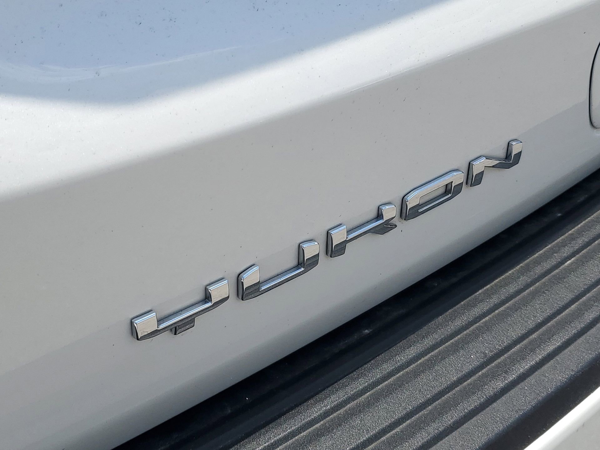Used 2023 GMC Yukon Denali AWD/4WD image 6