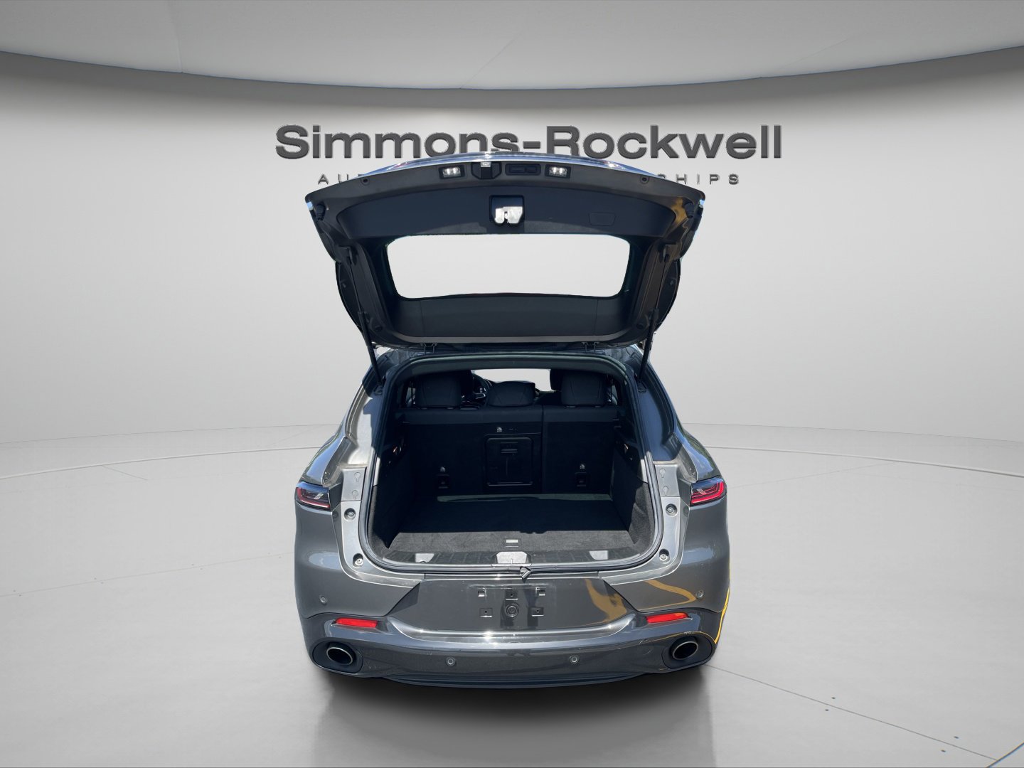 Used 2024 Dodge Hornet R/T w/ R/T Blacktop Package image 10