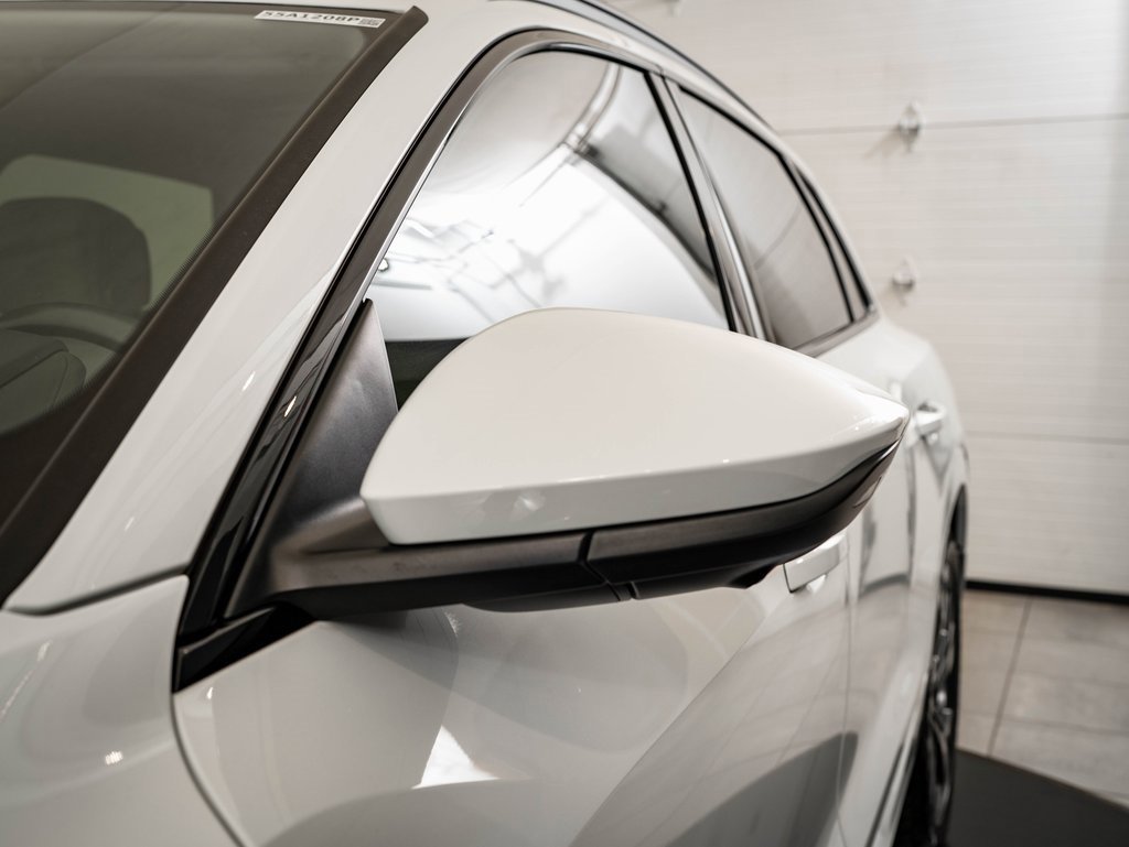 Used 2021 Audi e-tron Premium w/ Convenience Plus Package image 16