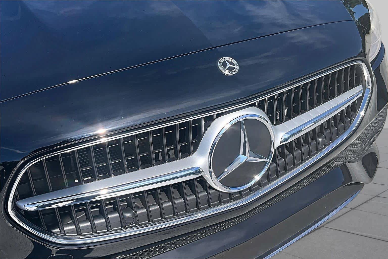 Used 2022 Mercedes-Benz C 300 Sedan image 29