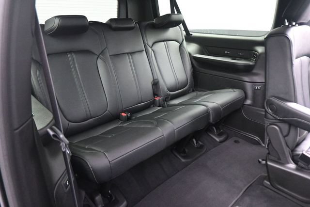 New 2026 Jeep Grand Wagoneer L Limited AWD/4WD image 23
