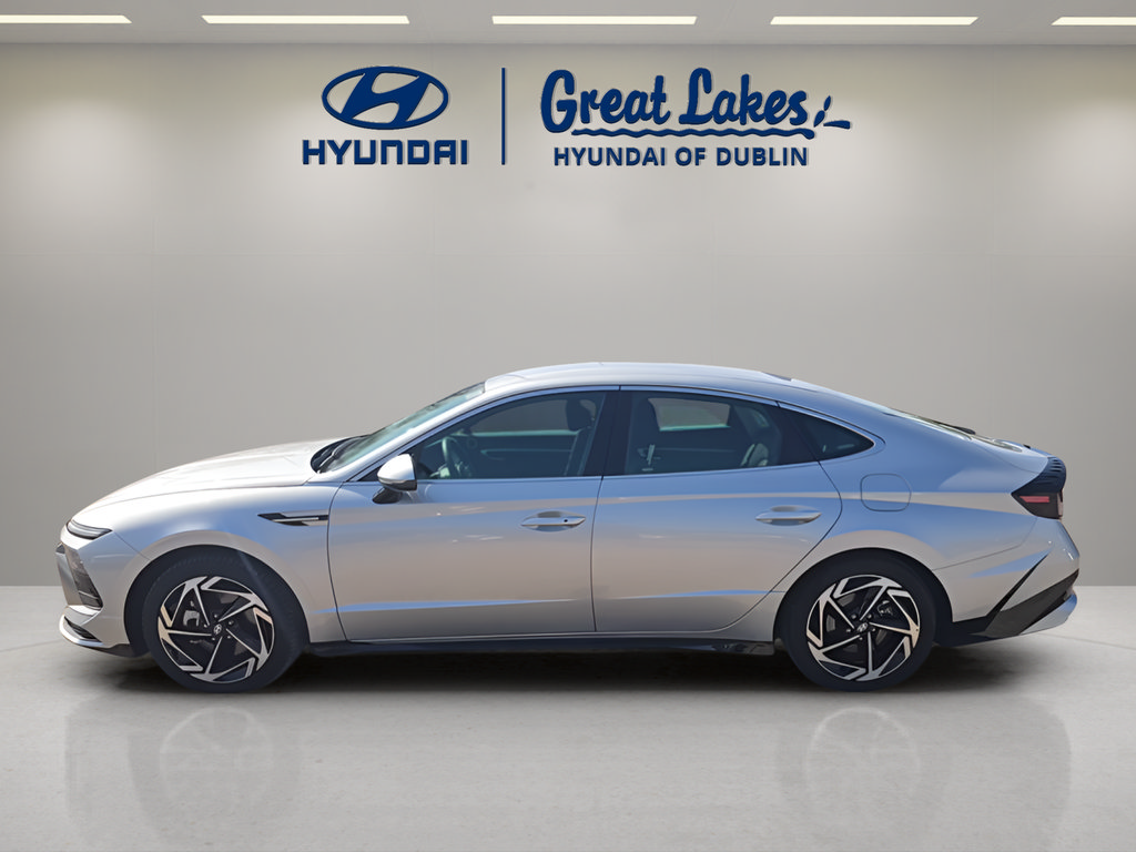 Certified 2026 Hyundai Sonata SEL FWD image 2