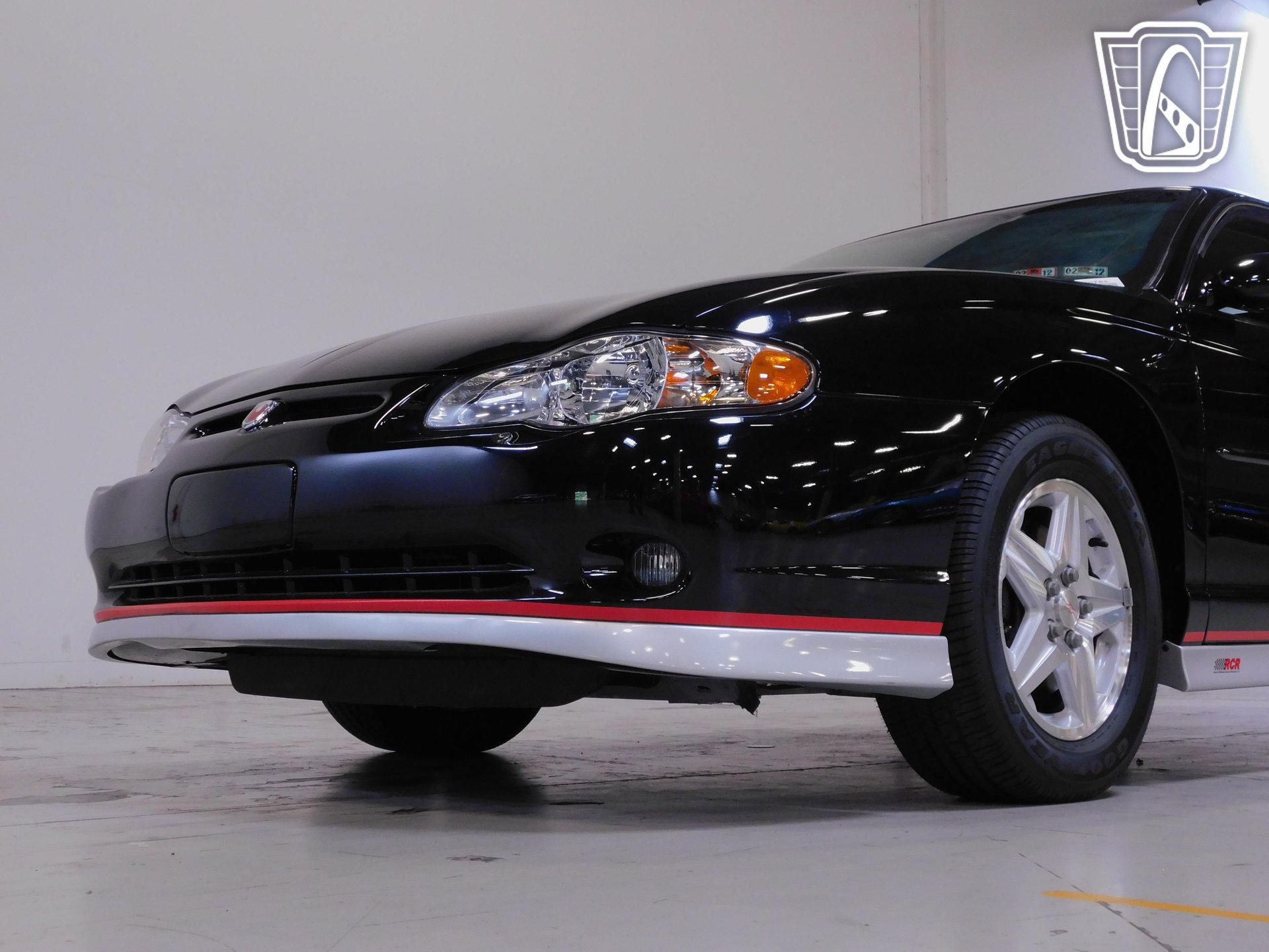 Used 2002 Chevrolet Monte Carlo SS w/ Pace Car Replica Pkg FWD image 40