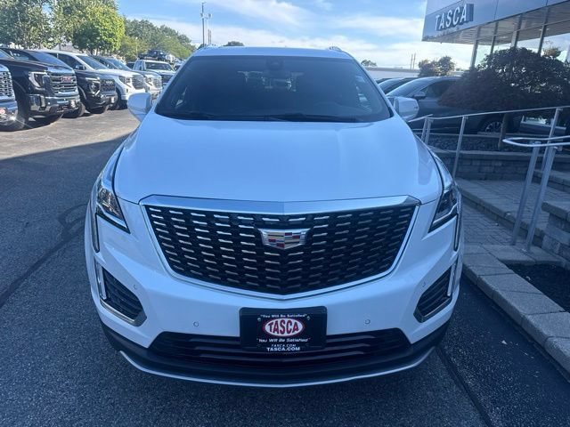 Used 2023 Cadillac XT5 Premium Luxury w/ LPO, Floor Liner Package AWD/4WD image 2